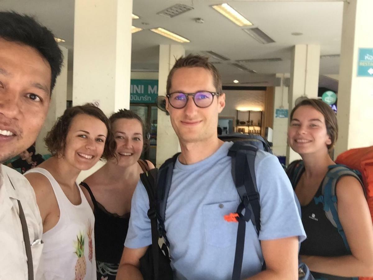You In House Urt Surathani Airport Szuratthani Kültér fotó