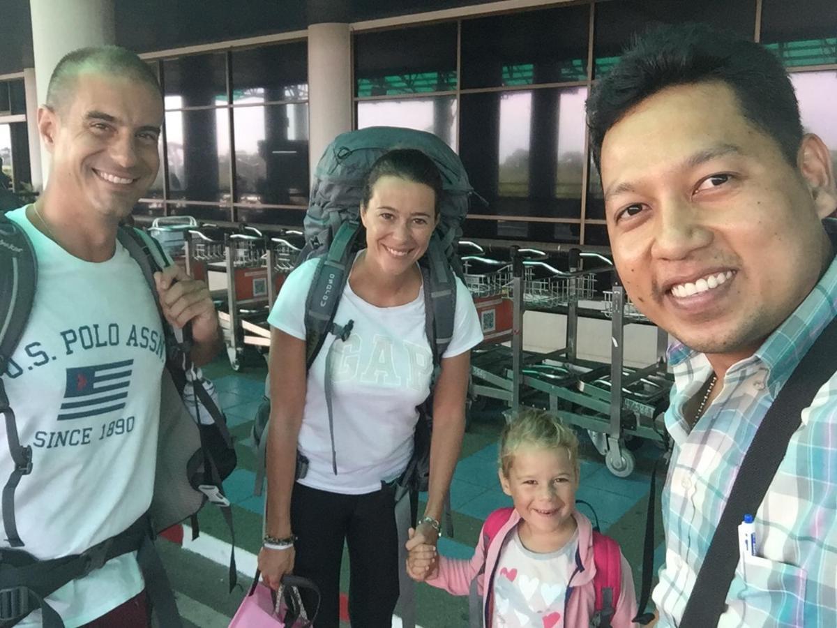 You In House Urt Surathani Airport Szuratthani Kültér fotó